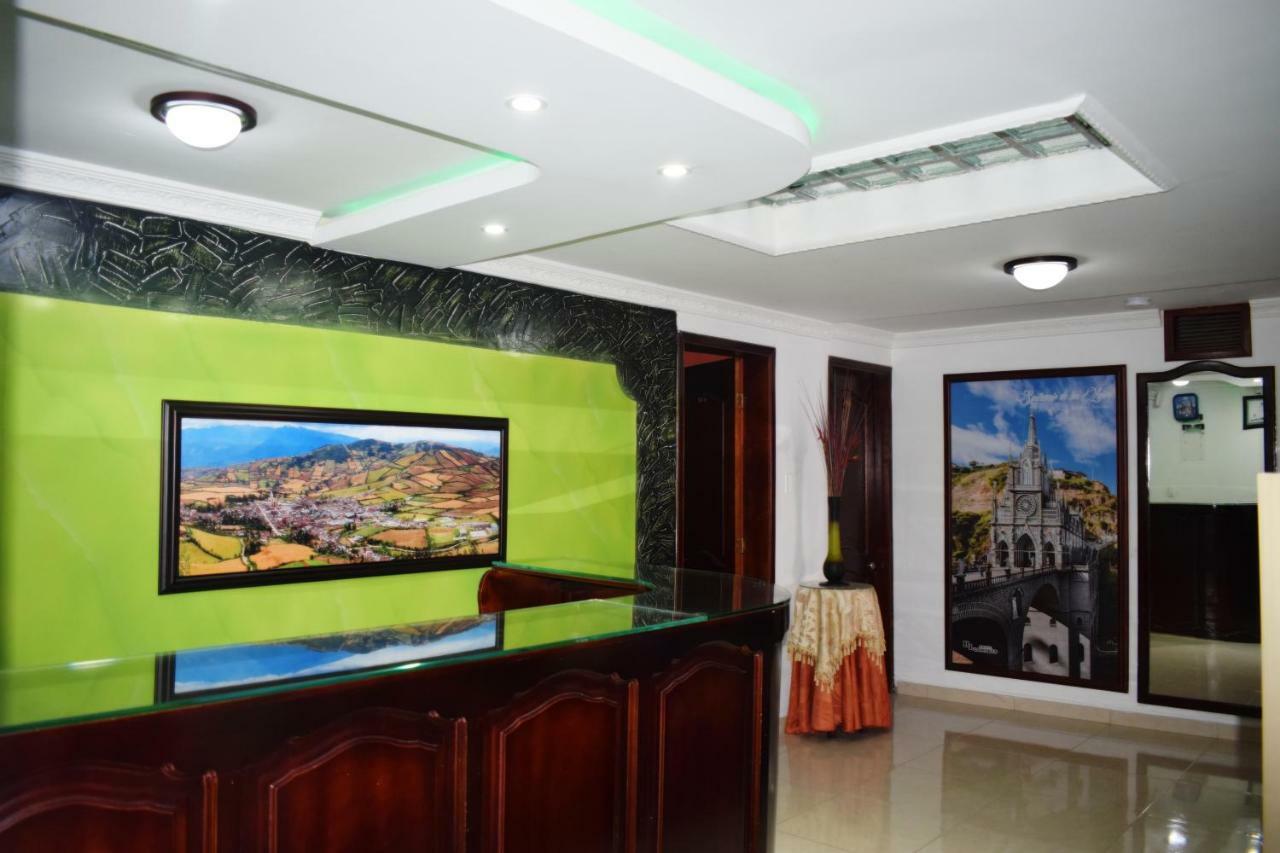 Hotel Londres Пасто Экстерьер фото